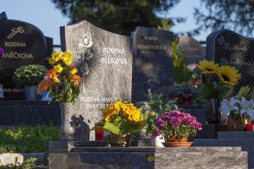 Kamenictví Severa - pomníky a náhrobní kameny