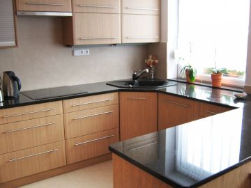 kamenná pracovní deska